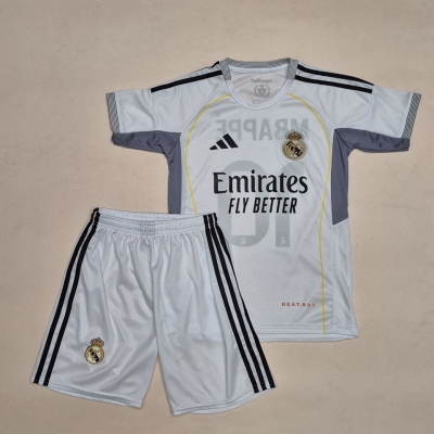 کیت اول بچه گانه رئال مادرید 2025-2026 (کیفیت داخلی)