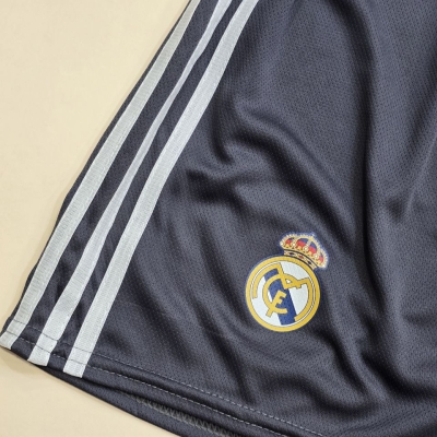 کیت دوم بچه گانه رئال مادرید 2026 (کیفیت داخلی)